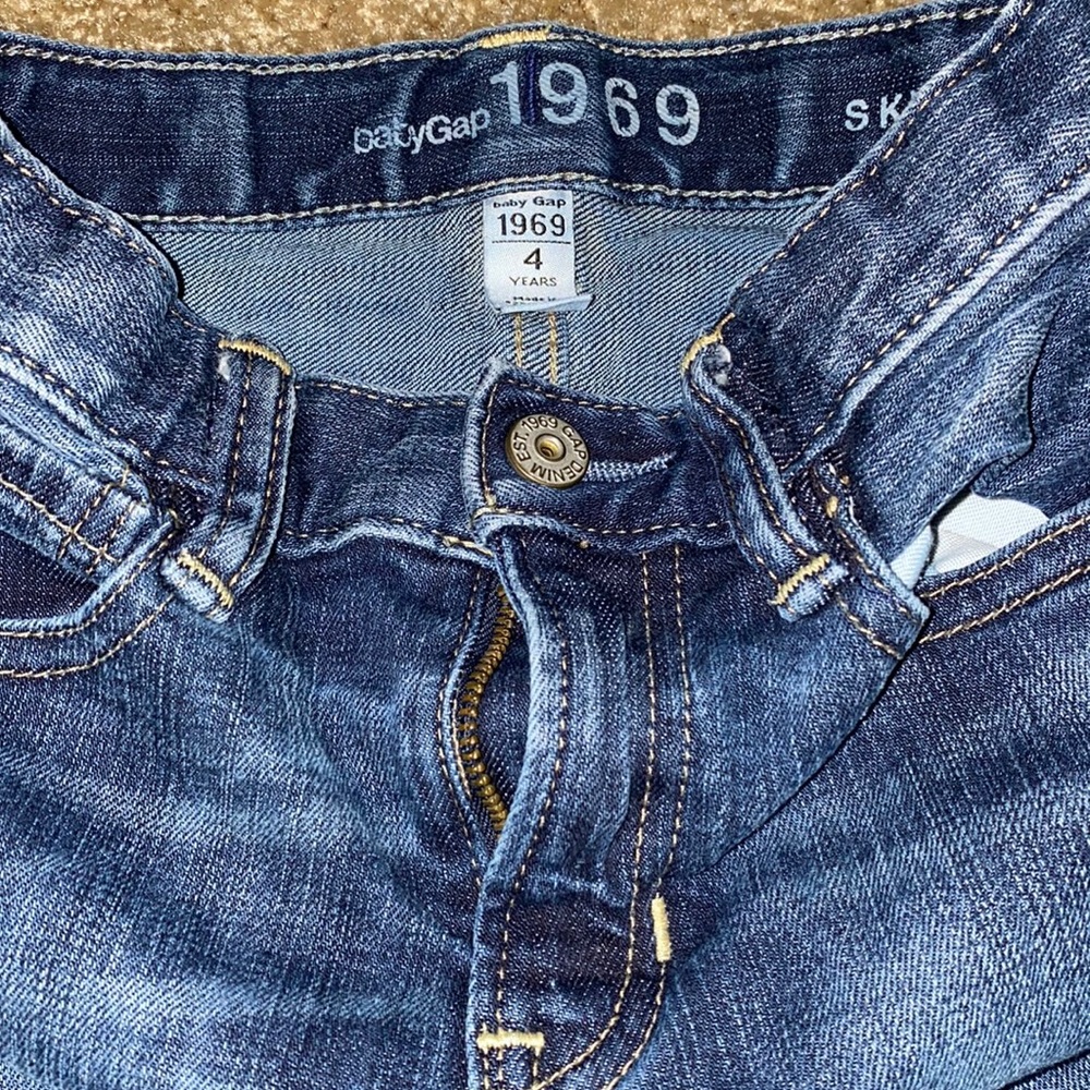 Cute baby Gap Skinny jeans